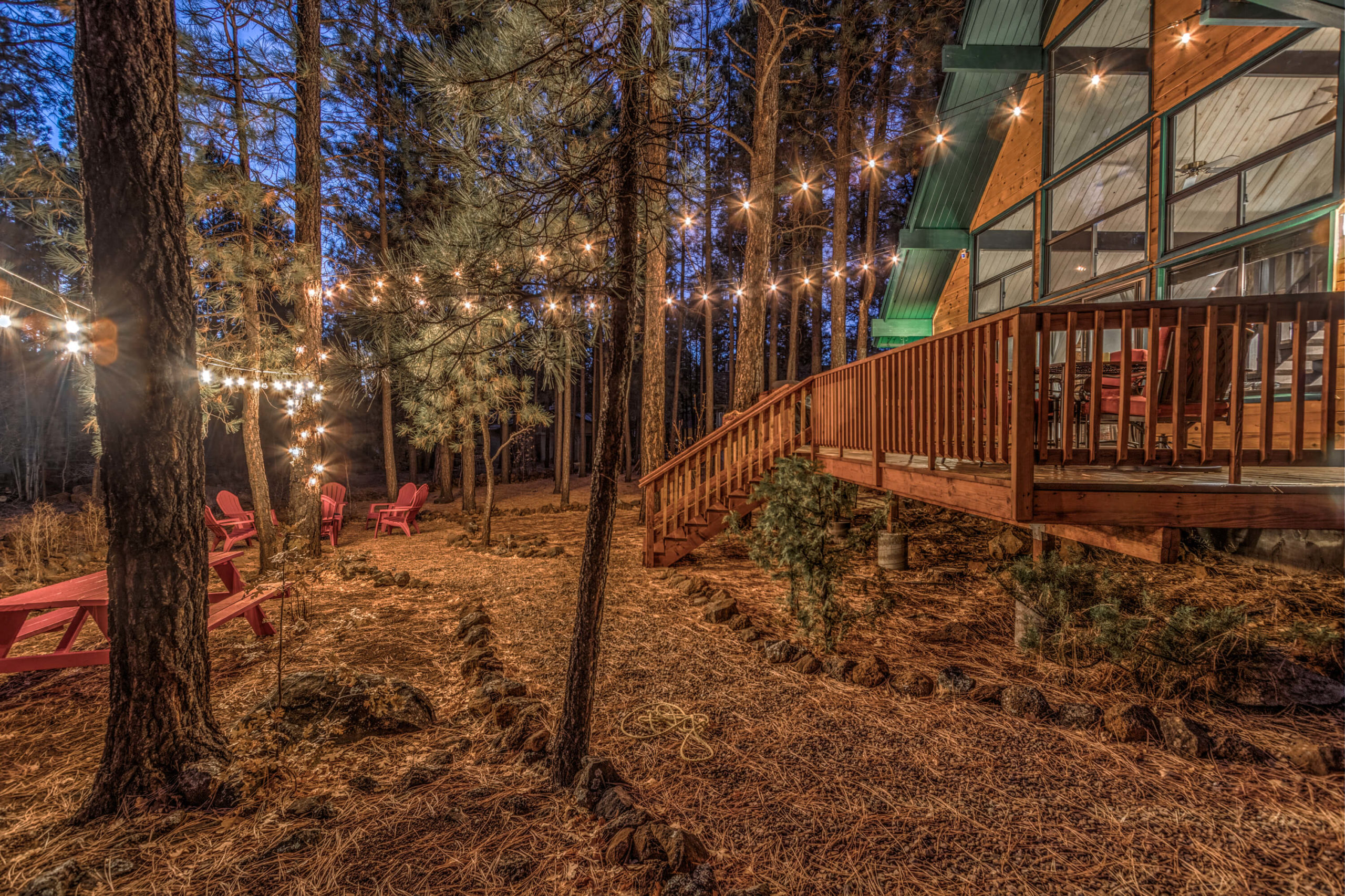 Christmas Tree Cabin – Pinetop Christmas Cabin